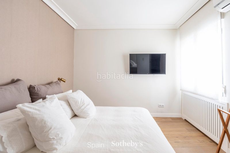 Foto f1735098-a4a4-4a8e-97d0-946a01344bd1. Apartament amb calefacció a Almagro Madrid
