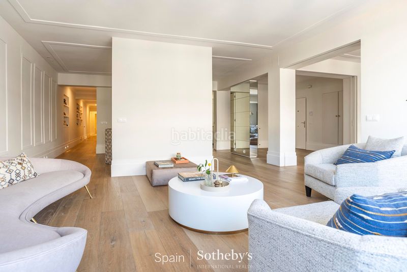 Foto faf0c1a0-78b6-439e-ab2e-63638bc8d498. Apartament amb calefacció a Almagro Madrid
