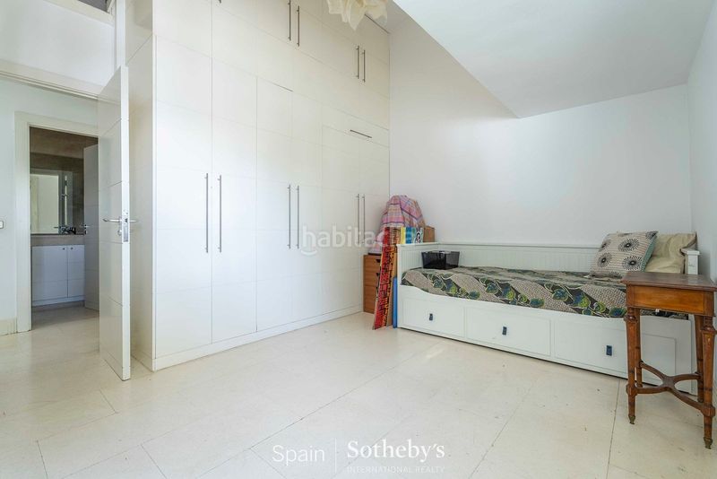 Foto 552f994e-43ca-44bc-b670-1c0222a0d92a. Casa aparellada amb calefacció aparcament piscina a La Moraleja