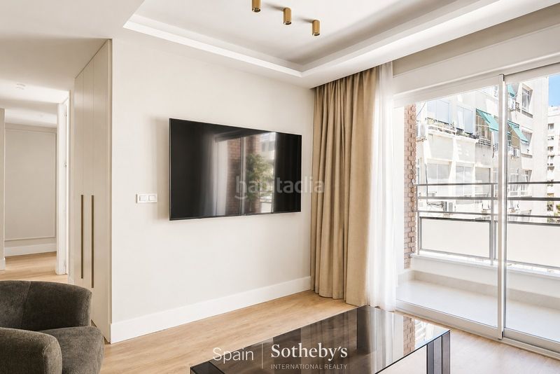 Foto 9a1be49f-b913-4486-b6f3-84d06bb85a62. Apartament amb calefacció aparcament a Trafalgar Madrid