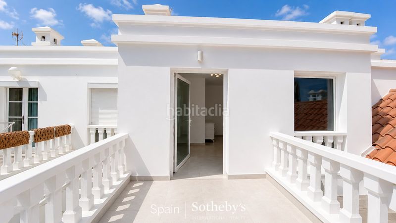 Foto ad1119b0-a199-4fa8-a8e6-92421d9d47da. Casa amb piscina a Playa de Fañabé Adeje