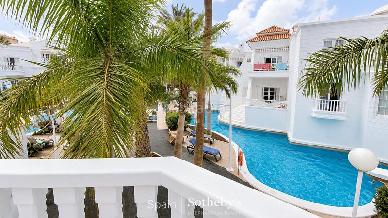 Foto e9318f57-108b-42dd-b825-25b22cbc1bce. Casa amb piscina a Playa de Fañabé Adeje