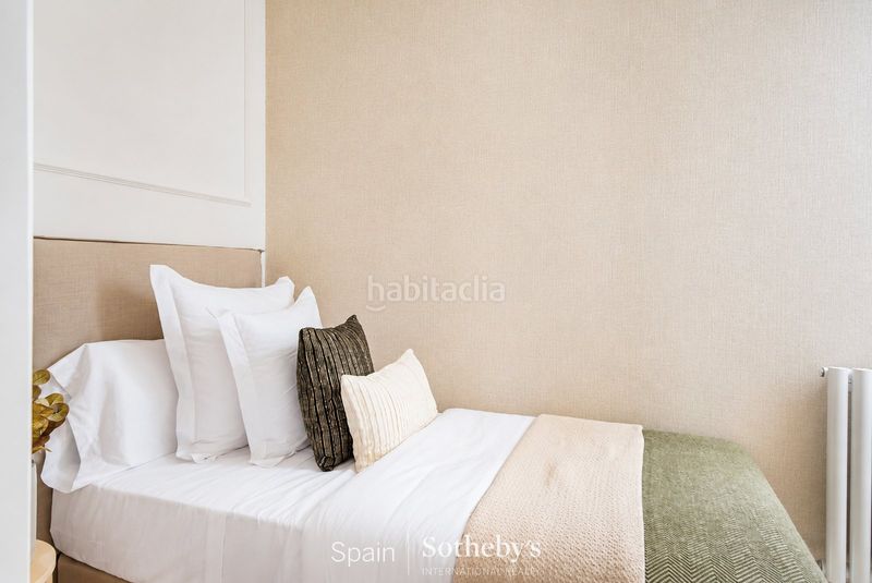 Foto e6cd544b-39b1-4d2d-9a24-f480002e4f68. Apartament amb calefacció a Fuente del Berro Madrid