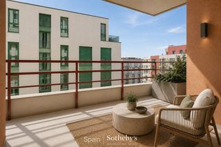 Appartement  Paseo de la castellana. Piso reformado y listo para estrenar con terraza