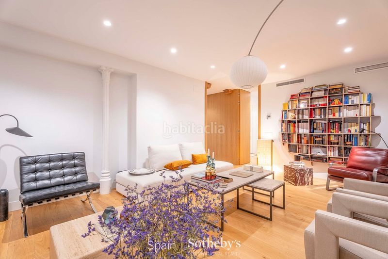 Foto 24ba4446-b5ed-4522-9f83-939e06042ae0. Apartament amb calefacció aparcament a Jerónimos Madrid