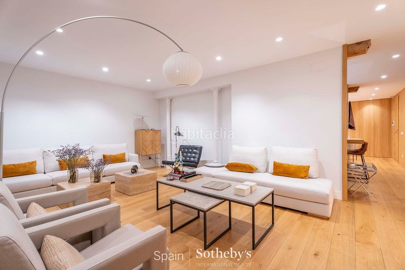Foto 68a42776-c040-4b89-8539-9fbcab531138. Apartament amb calefacció aparcament a Jerónimos Madrid
