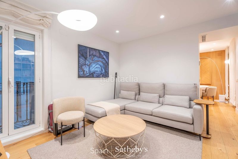 Foto 7922efe5-0f6d-4375-8f64-bfa9d129941f. Apartament amb calefacció aparcament a Jerónimos Madrid