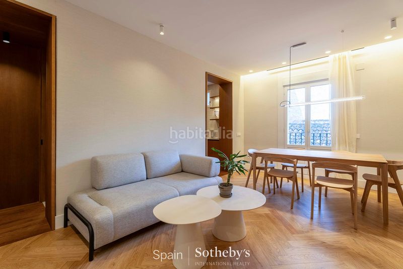 Foto 307b2049-330a-4fce-ba48-e4671e8258e8. Apartament amb calefacció a Cortes-Huertas Madrid