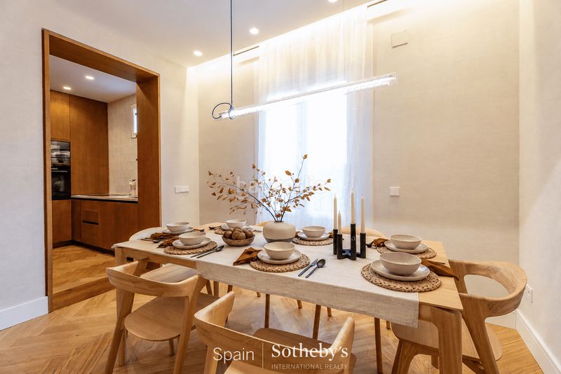 Foto ce1fff0c-5c2b-42d2-86d3-8d7377dd27f9. Apartament amb calefacció a Cortes-Huertas Madrid