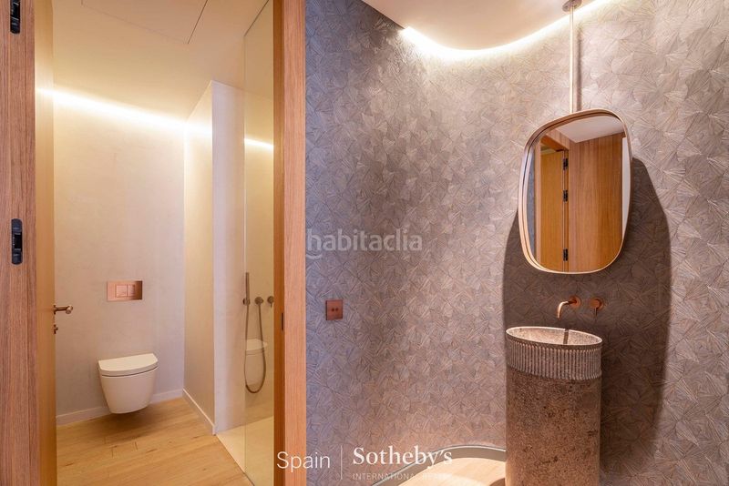 Foto 43c43d63-ce2a-4aac-81bd-562fd55c90a2. Apartament amb calefacció a Cortes-Huertas Madrid