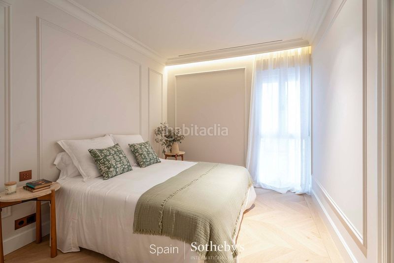Foto a2b6a22a-febb-4a9d-86d0-9e7c834a2103. Apartament amb calefacció a Cortes-Huertas Madrid