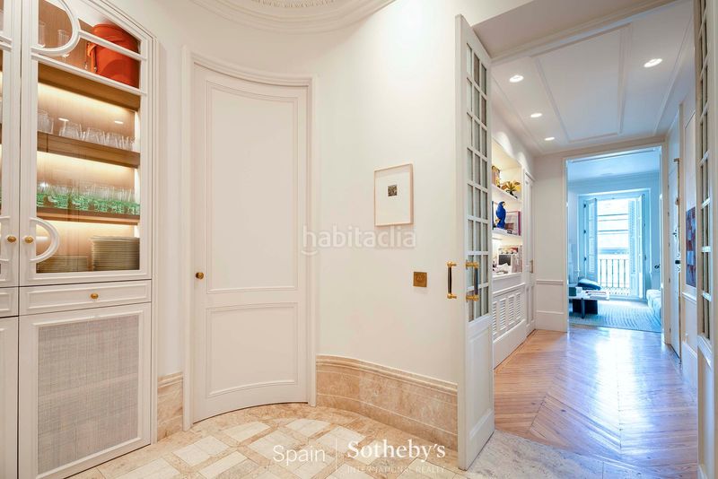 Foto 9e0f4fc4-f6a0-477c-ae6c-d68282fd40df. Apartament amb calefacció a Trafalgar Madrid