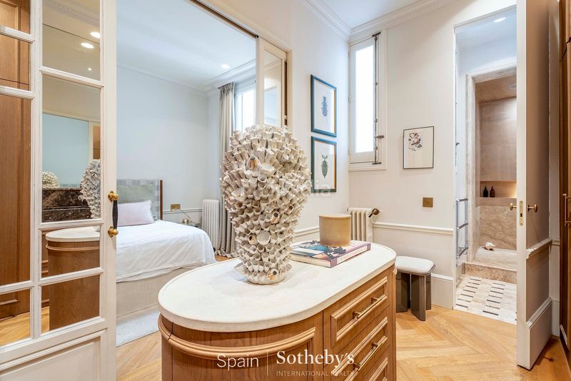 Foto b6a6c85b-18b4-478c-a93f-6332f73545e1. Apartament amb calefacció a Trafalgar Madrid