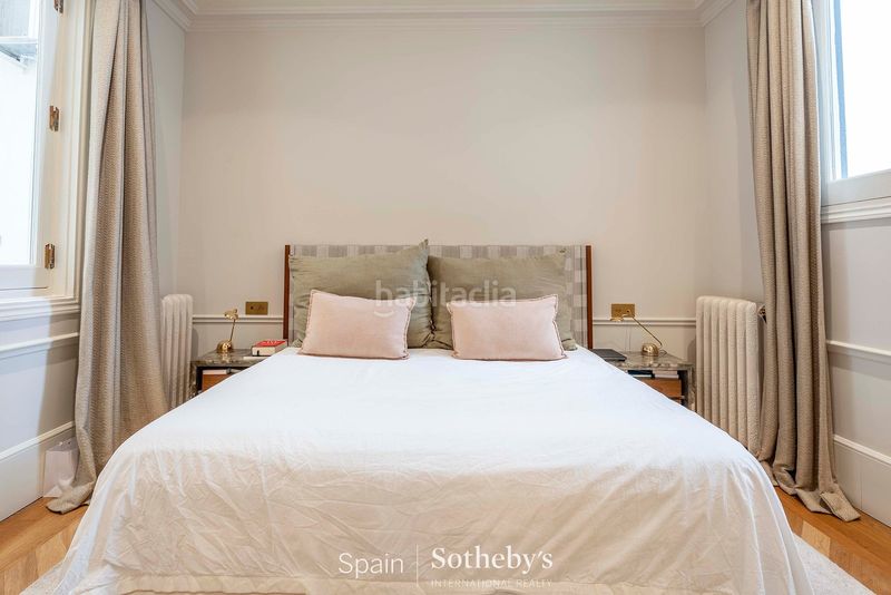 Foto eb841b1e-a459-4049-b217-738411583e9c. Apartament amb calefacció a Trafalgar Madrid