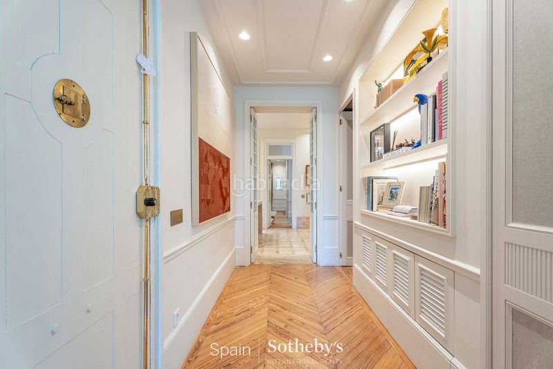 Foto f7b374f2-9890-45f0-b1dc-478cb60627eb. Apartament amb calefacció a Trafalgar Madrid