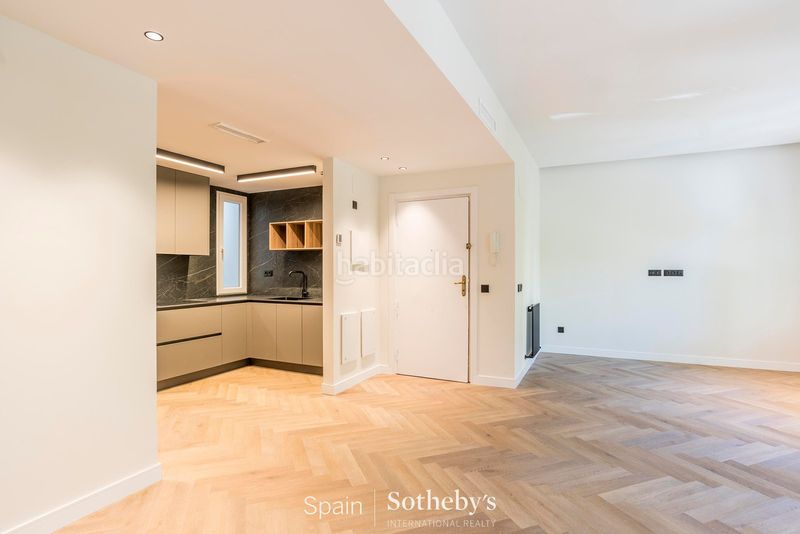 Foto 129b60af-3293-4d48-851d-85395d94433a. Apartament amb calefacció a Trafalgar Madrid