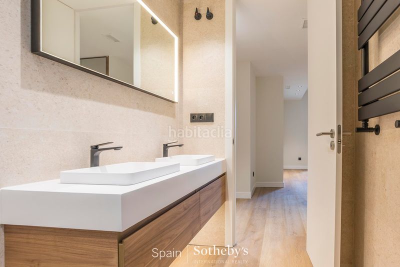 Foto 40f9c6f0-dd58-4e75-9621-16e1221ea468. Apartament amb calefacció a Trafalgar Madrid