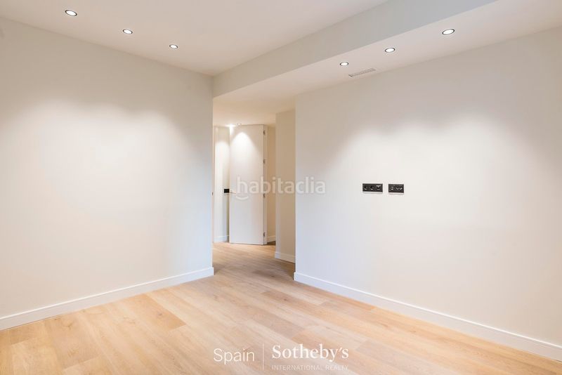 Foto 4f74145e-9694-4af9-9e46-90d4555d4ac5. Apartament amb calefacció a Trafalgar Madrid