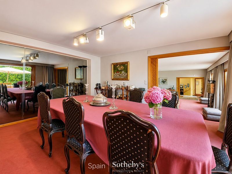 Foto b4add42c-5037-4aad-ad0b-c9b979a34b6b. Casa amb aparcament a Hondarribia