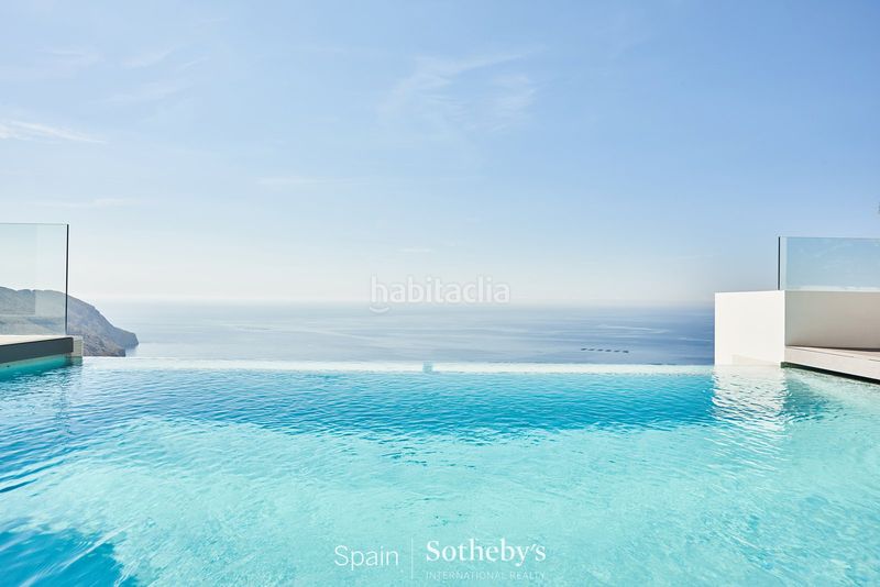 Foto 539ecd91-9885-4a7a-811b-a2d359d89f36. Casa amb aparcament piscina a Mascarat Altea