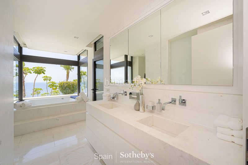 Foto 68c468ed-3a65-4a1f-a5af-77458fc7c724. Casa amb aparcament piscina a Mascarat Altea