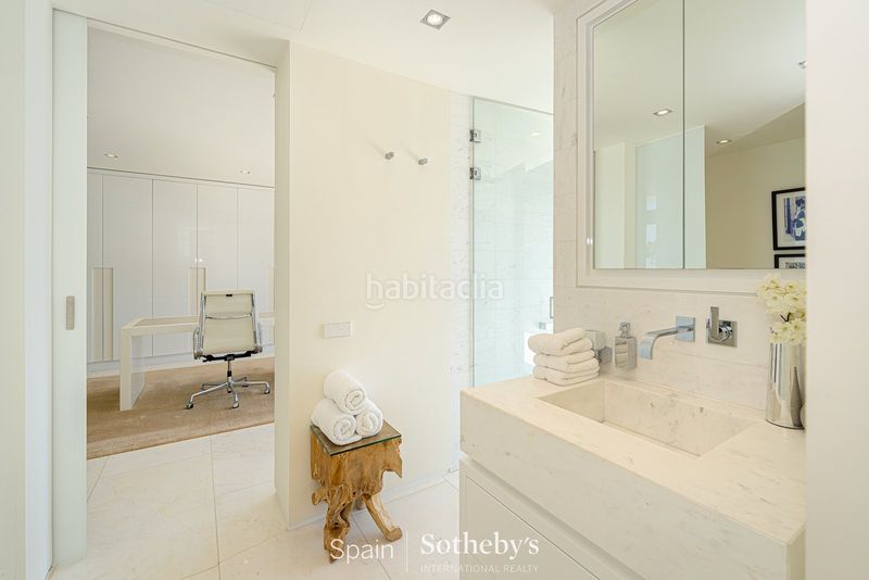 Foto 8d8fabf8-0810-4cd6-b493-b7e7539a6a5d. Casa amb aparcament piscina a Mascarat Altea