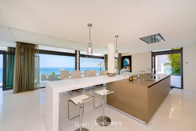 Foto a39b2299-12c5-4adc-af7f-36c16666daf8. Casa amb aparcament piscina a Mascarat Altea
