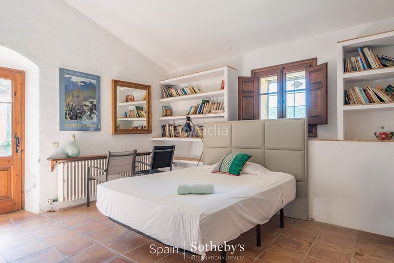 Foto c1cbdbd4-de50-46ba-9452-b2d75badb1b3. Masia amb aparcament piscina a Fenals Platja d´Aro