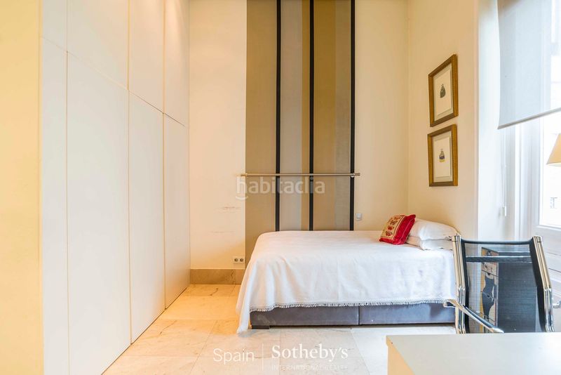 Foto f1c0fa0c-db19-453c-b4b3-bcdfa502daee. Apartament amb calefacció a Recoletos Madrid