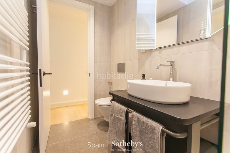 Foto fecf595d-3aa6-4a59-a82d-96e79d62d446. Apartament amb calefacció a Castellana Madrid