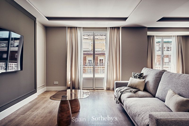Foto ce44ba39-371e-452a-b458-d621972705a7. Apartament amb calefacció a Goya Madrid