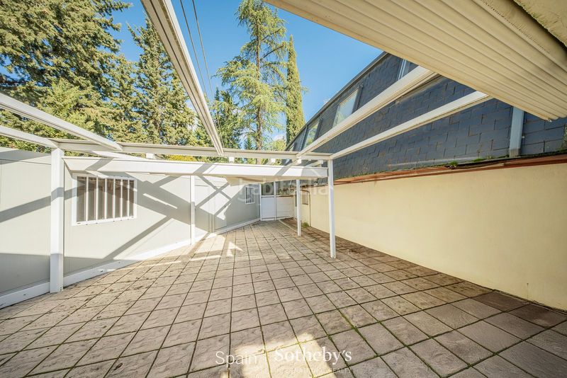Foto 999e0bed-76fc-4566-a4b5-326bbff83461. Casa amb aparcament a Conde Orgaz - Piovera Madrid