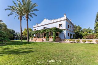 Casa  Pd maitino. Un refugio privado con conexión a la ciudad y panorámica natural