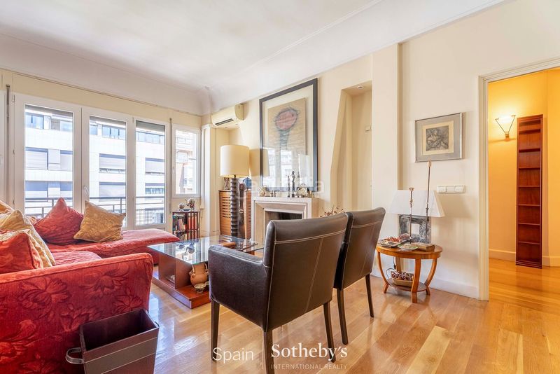 Foto 43476863-669d-429c-95c1-377552f45f2d. Apartament amb calefacció aparcament a Ibiza Madrid