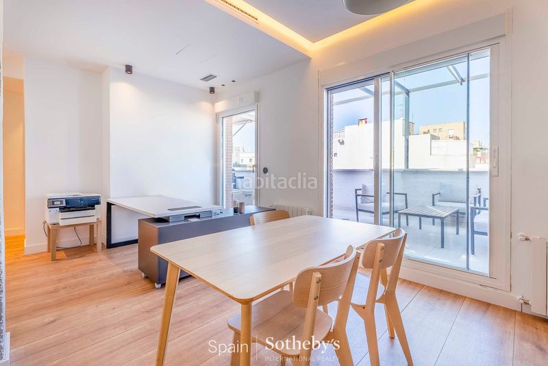 Foto c49e22c2-8331-4824-8f37-45707bef2cb6. Apartament amb calefacció a Guindalera Madrid