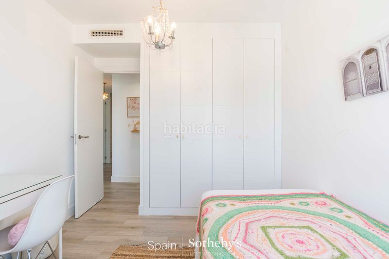 Foto 229b0a50-c1dd-45d9-a5e2-d7e60fd849ee. Apartament amb calefacció aparcament piscina a Valdebebas - Valdefuentes Madrid
