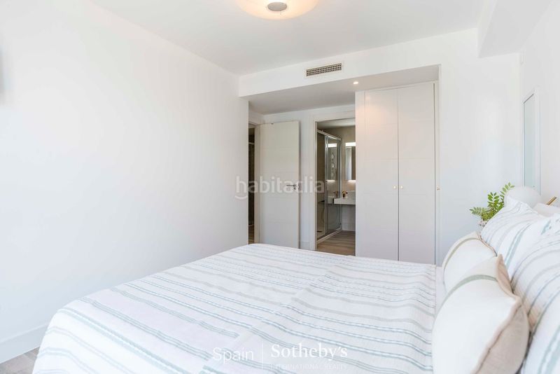 Foto 3a093df4-dc74-465b-9754-ca99b2385574. Apartament amb calefacció aparcament piscina a Valdebebas - Valdefuentes Madrid