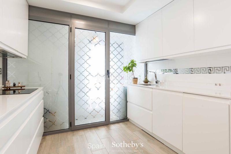 Foto 78756378-d5b0-43c3-8121-a4c8c5506bec. Apartament amb calefacció aparcament piscina a Valdebebas - Valdefuentes Madrid