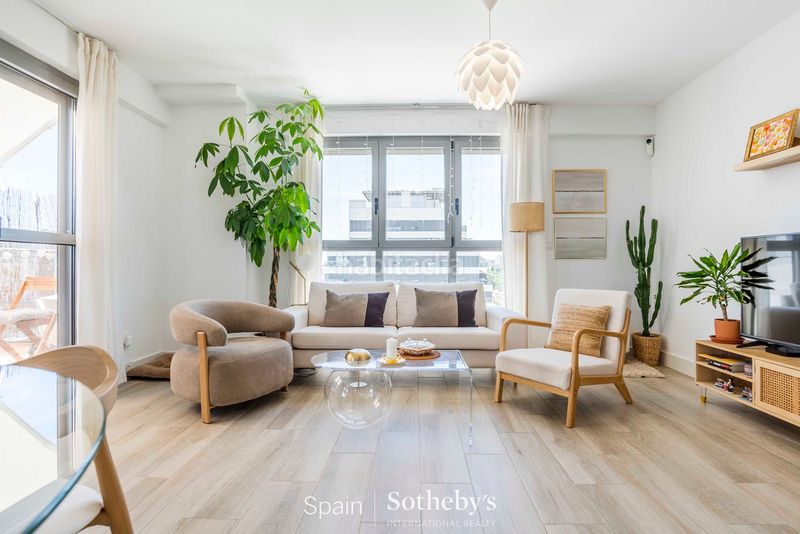 Foto b6c00064-5266-4302-90b8-735c8240db73. Apartament amb calefacció aparcament piscina a Valdebebas - Valdefuentes Madrid
