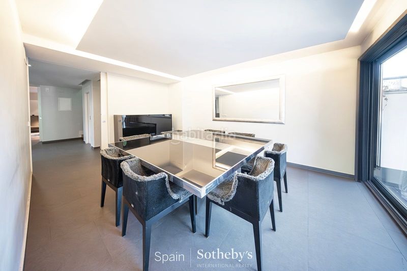 Foto 6d0558b2-d34f-4f16-a08a-5dfd58a2fe32. Casa amb calefacció aparcament piscina a Nueva España Madrid