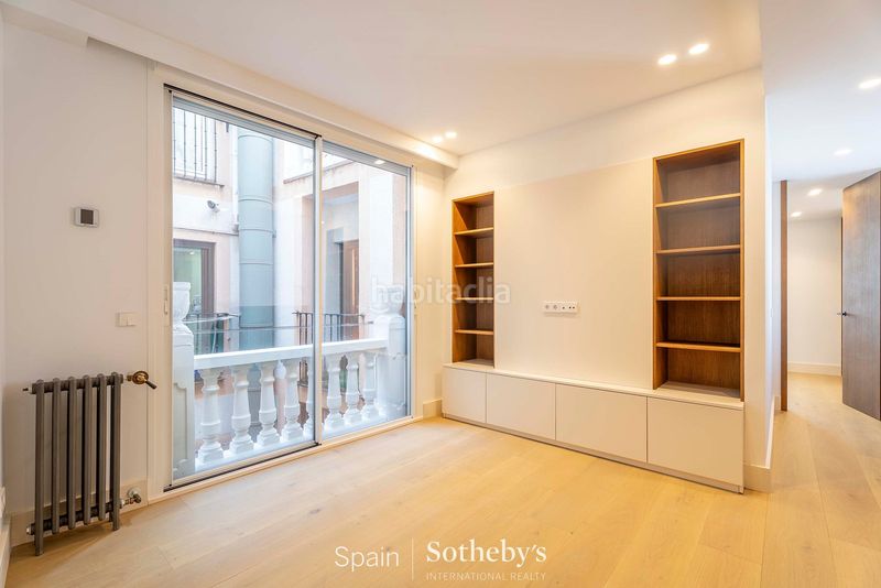 Foto 7f2b648d-20d1-4c9a-b2e4-82ef48efdb71. Apartament amb calefacció a Palacio Madrid