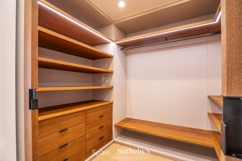 Foto bc4ff661-f526-4f5d-bd4e-a01f83a166ed. Apartament amb calefacció a Palacio Madrid