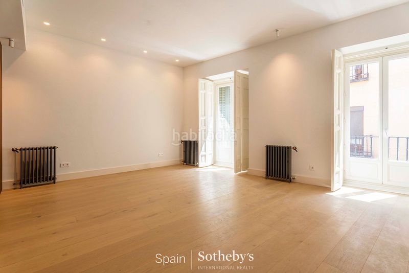 Foto ed41c5d6-18ee-4166-acb0-7e08b95602d4. Apartament amb calefacció a Palacio Madrid