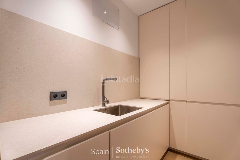 Foto f2dcc395-2b72-49ac-ba40-60f839b55dd9. Apartament amb calefacció a Palacio Madrid