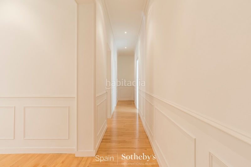 Foto 77a8e83c-6cbe-43d4-9010-a62cb039dd6c. Lloguer apartament amb calefacció aparcament a Almagro Madrid