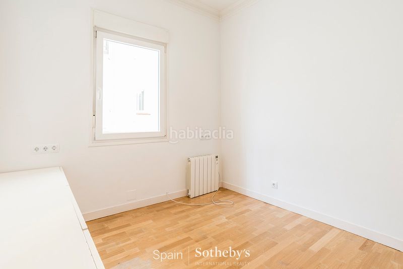 Foto 85ec2066-1a97-42fa-8c73-077938bc480e. Lloguer apartament amb calefacció aparcament a Almagro Madrid