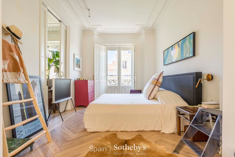Foto 0d695401-7d12-4139-bfa9-67fa00dcae84. Appartement avec chauffage dans Jerónimos Madrid