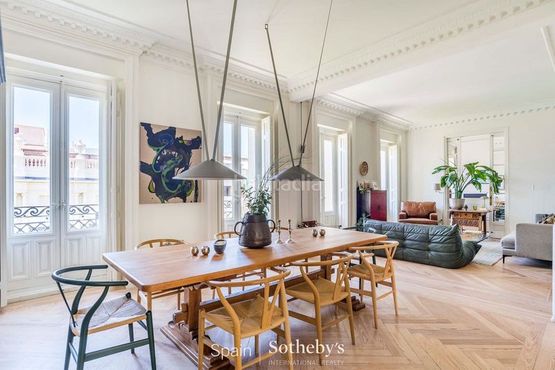 Foto 80c8e439-2d9a-4c9d-9839-349851551ea2. Appartement avec chauffage dans Jerónimos Madrid