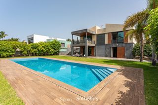 Affitto Casa  Calle landa golf. Villa independiente contemporánea en golf de las américas, tener