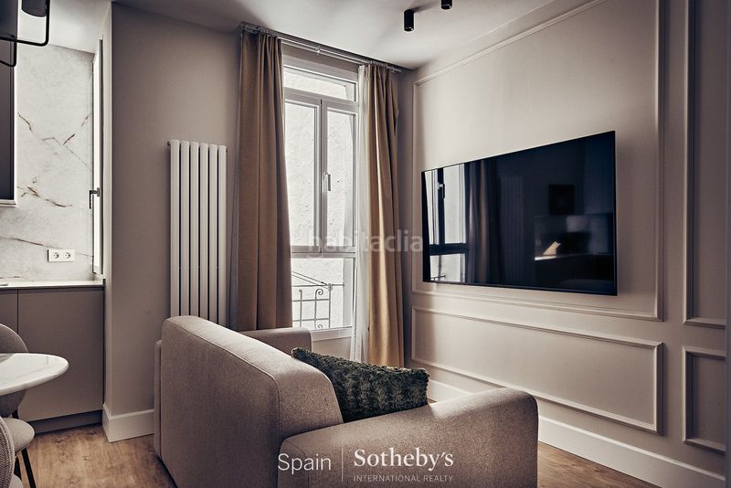 Foto d8a6a3dc-8cb4-4feb-a0ed-941c1011f933. Apartament amb calefacció a Goya Madrid